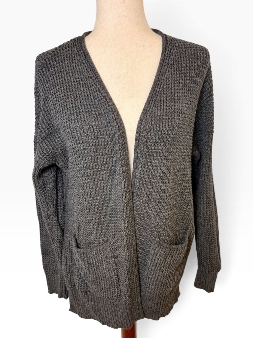 Universal Thread Charcoal Gray Waffle Knit Open Cardigan Size Small